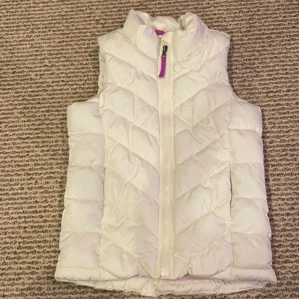 Like New Old Navy white puffer vest wfleece lining